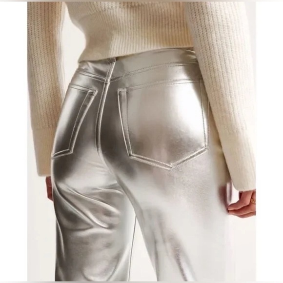 Abercrombie & Fitch The 90s Straight Ultra High Rise Pant Silver Metallic - Picture 3 of 12